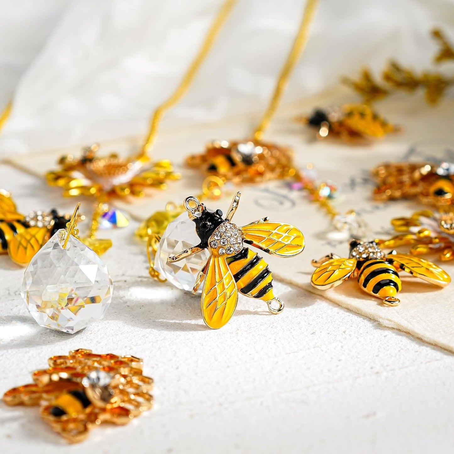 3 Pack Sun Catcher Crystal Honeycomb Bee Ornaments Crystals Bumble Bee Honeycomb with Glass Prisms Decor Garden Suncatcher Window Hanging Gifts for Women,Bee Lovers