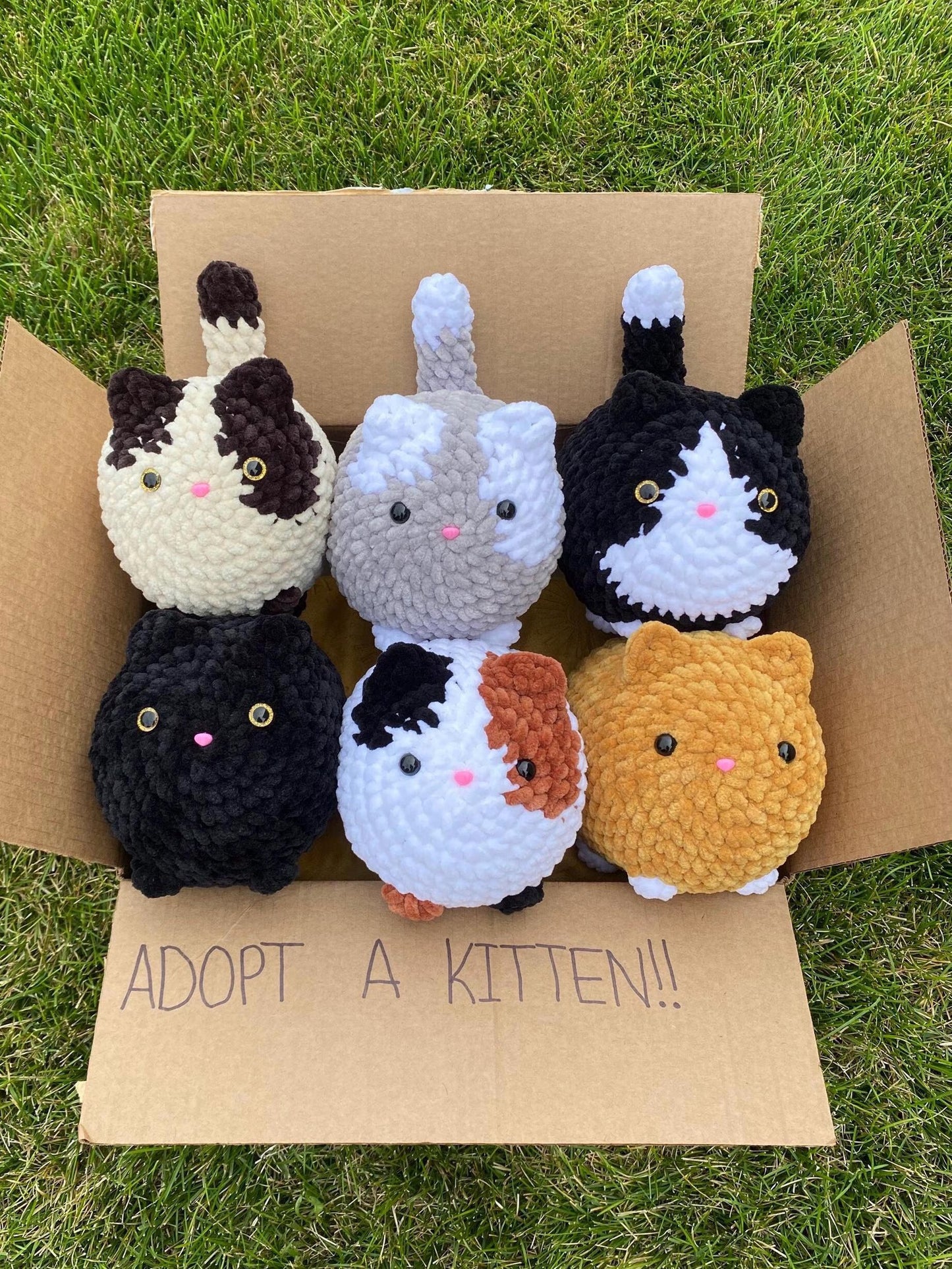 Crocheted Cat, Crocheted Stuffed Animal, Gift for Animal Lovers, Gift for Cat Lovers
