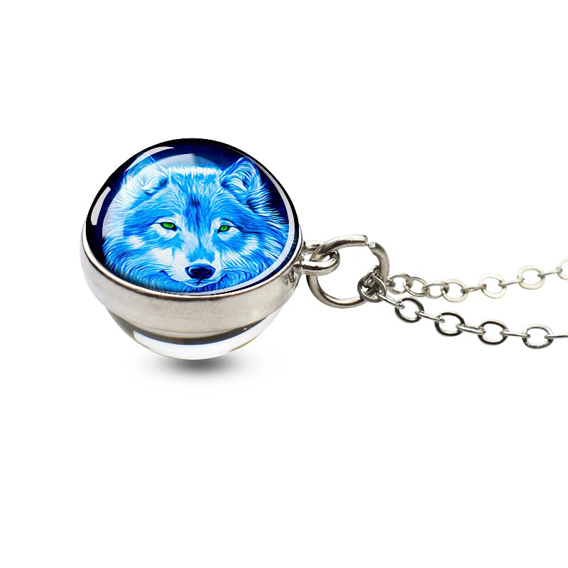 Men Fashion Wolf Necklace Wolf Head Glass Ball Pendant with Silver Color Chain Necklace Fantasy Jewelry