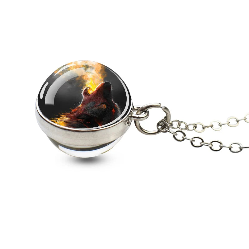 Men Fashion Wolf Necklace Wolf Head Glass Ball Pendant with Silver Color Chain Necklace Fantasy Jewelry
