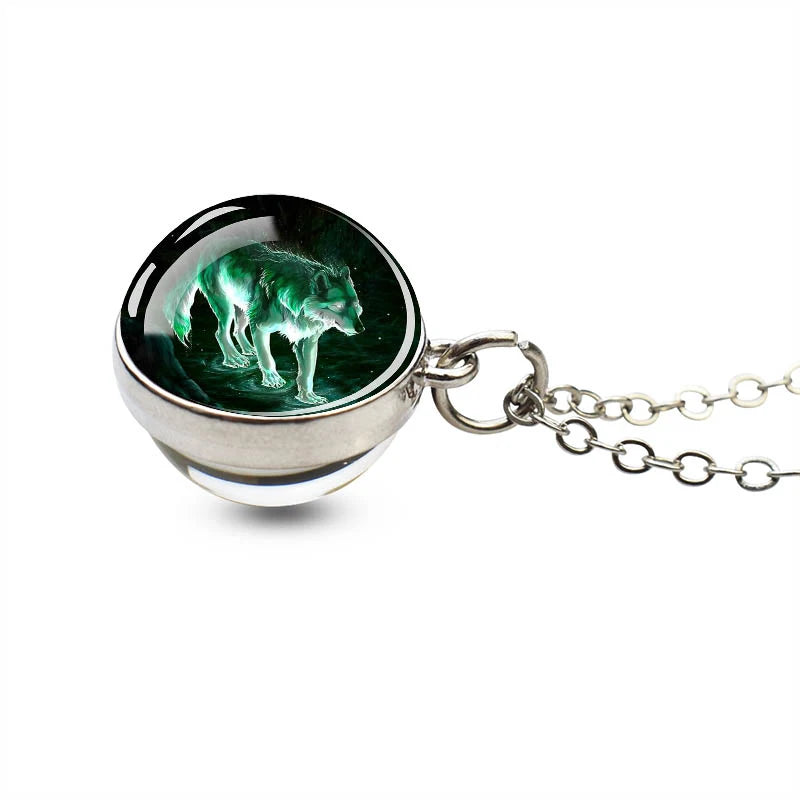 Men Fashion Wolf Necklace Wolf Head Glass Ball Pendant with Silver Color Chain Necklace Fantasy Jewelry
