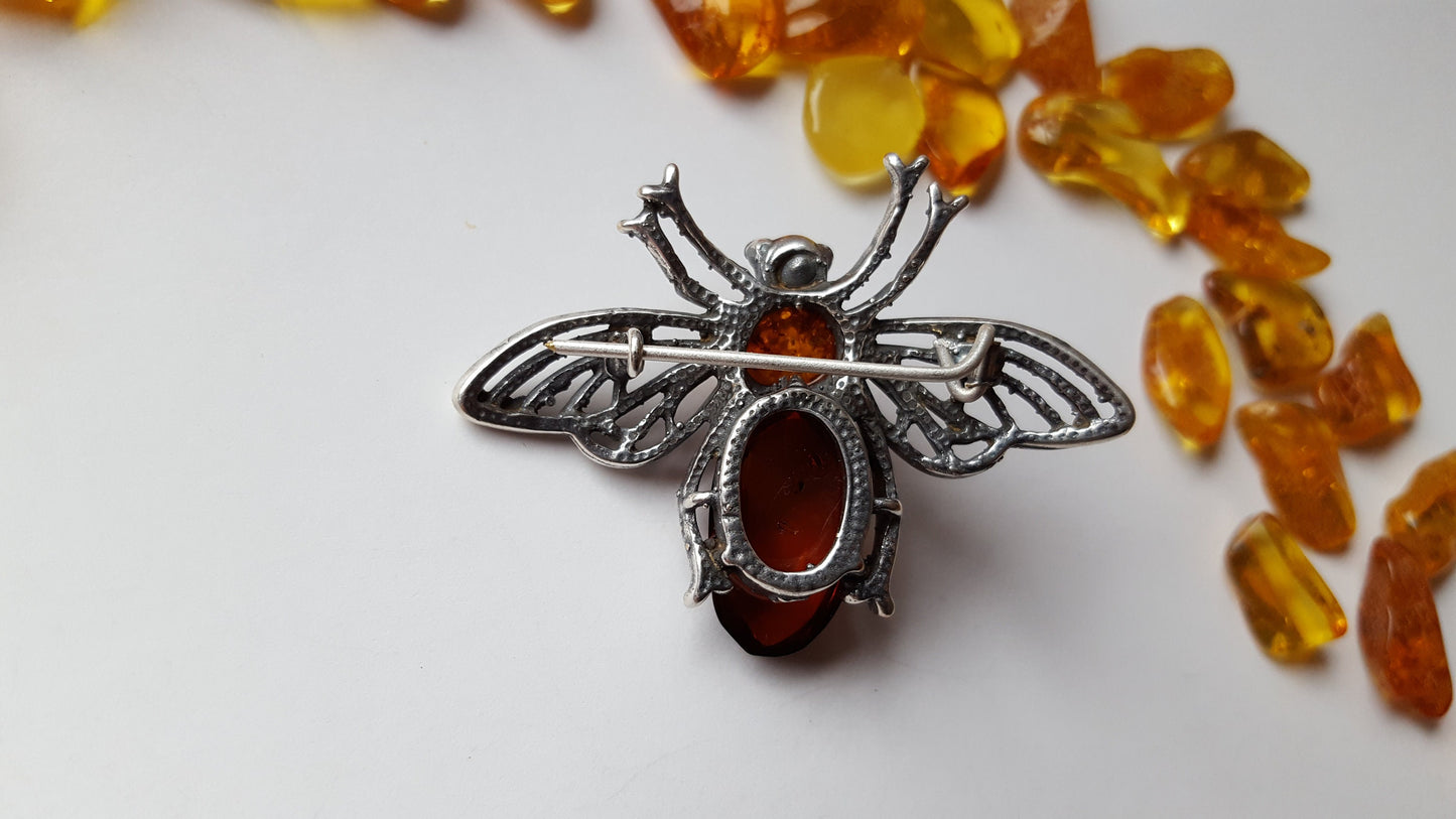 Amber Brooch Honey Bee Brooch Jewelry Genuine Baltic Amber Brooch Handmade Bumble Bee Jewelry Amber Pin Boho Jewelry Bee Brooch Gift for Her