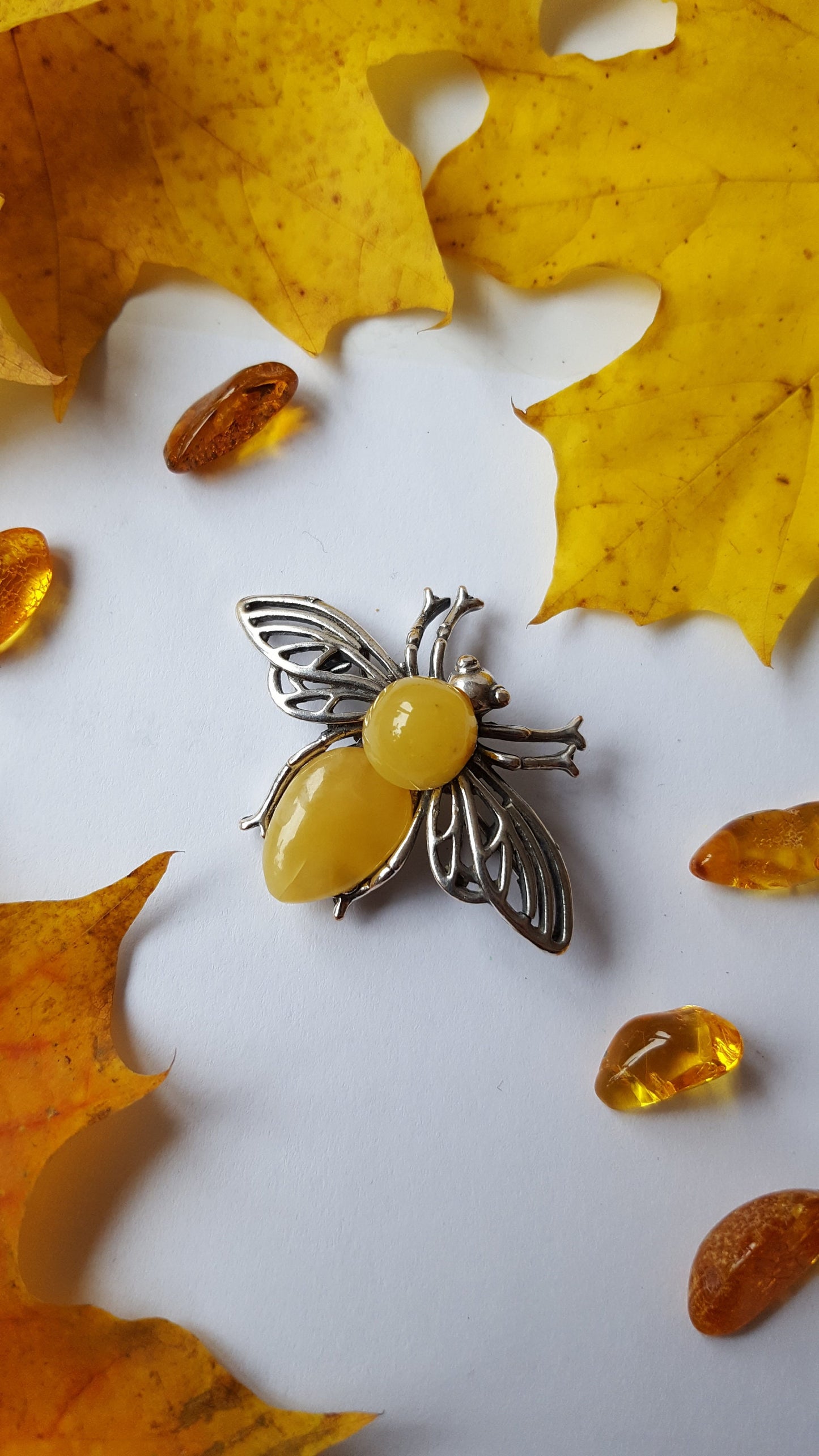 Amber Brooch Honey Bee Brooch Jewelry Genuine Baltic Amber Brooch Handmade Bumble Bee Jewelry Amber Pin Boho Jewelry Bee Brooch Gift for Her