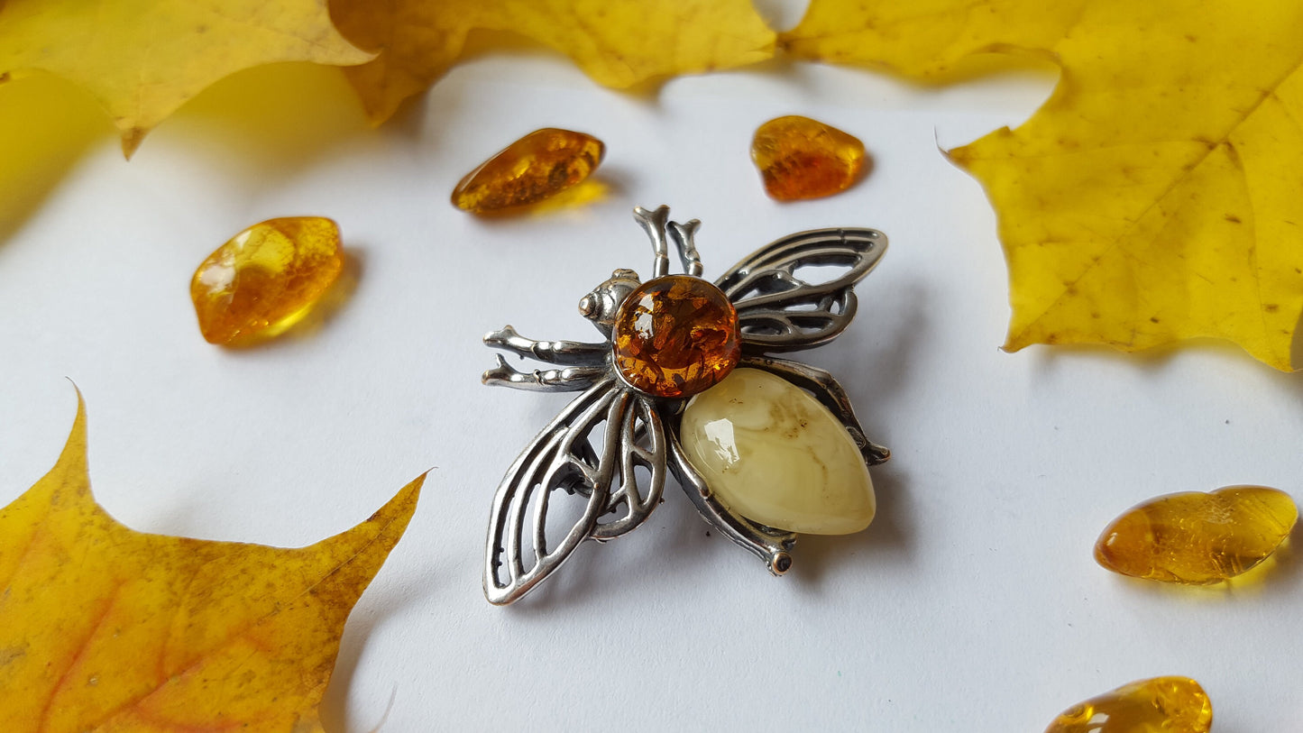 Amber Brooch Honey Bee Brooch Jewelry Genuine Baltic Amber Brooch Handmade Bumble Bee Jewelry Amber Pin Boho Jewelry Bee Brooch Gift for Her
