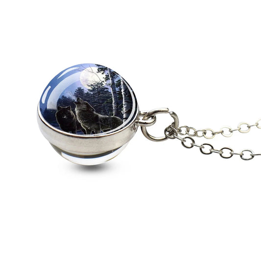 Men Fashion Wolf Necklace Wolf Head Glass Ball Pendant with Silver Color Chain Necklace Fantasy Jewelry