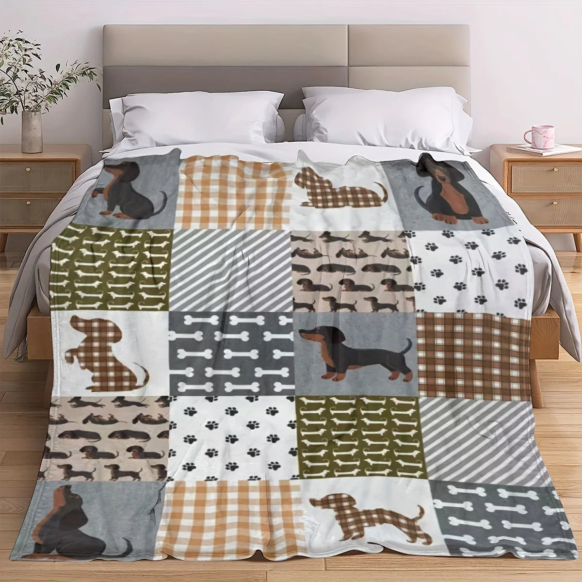 Dachshund Blanket, Soft and Lightweight Flannel Blanket, a Gift for Pet Lovers. the Covering Blanket Is Suitable for Bed, Sofa,