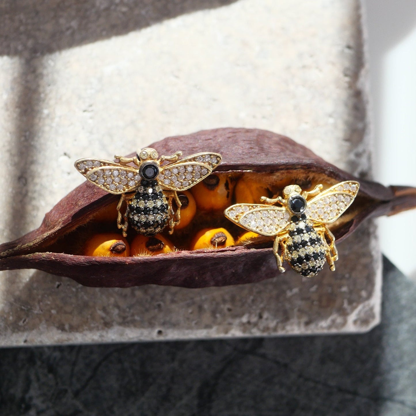 Minimalist Bee Earrings, Bumblebee Earrings, Earrings, Bee Jewelry, , Honeybee Earrings, Animal Jewelry, Gift for Her Mom