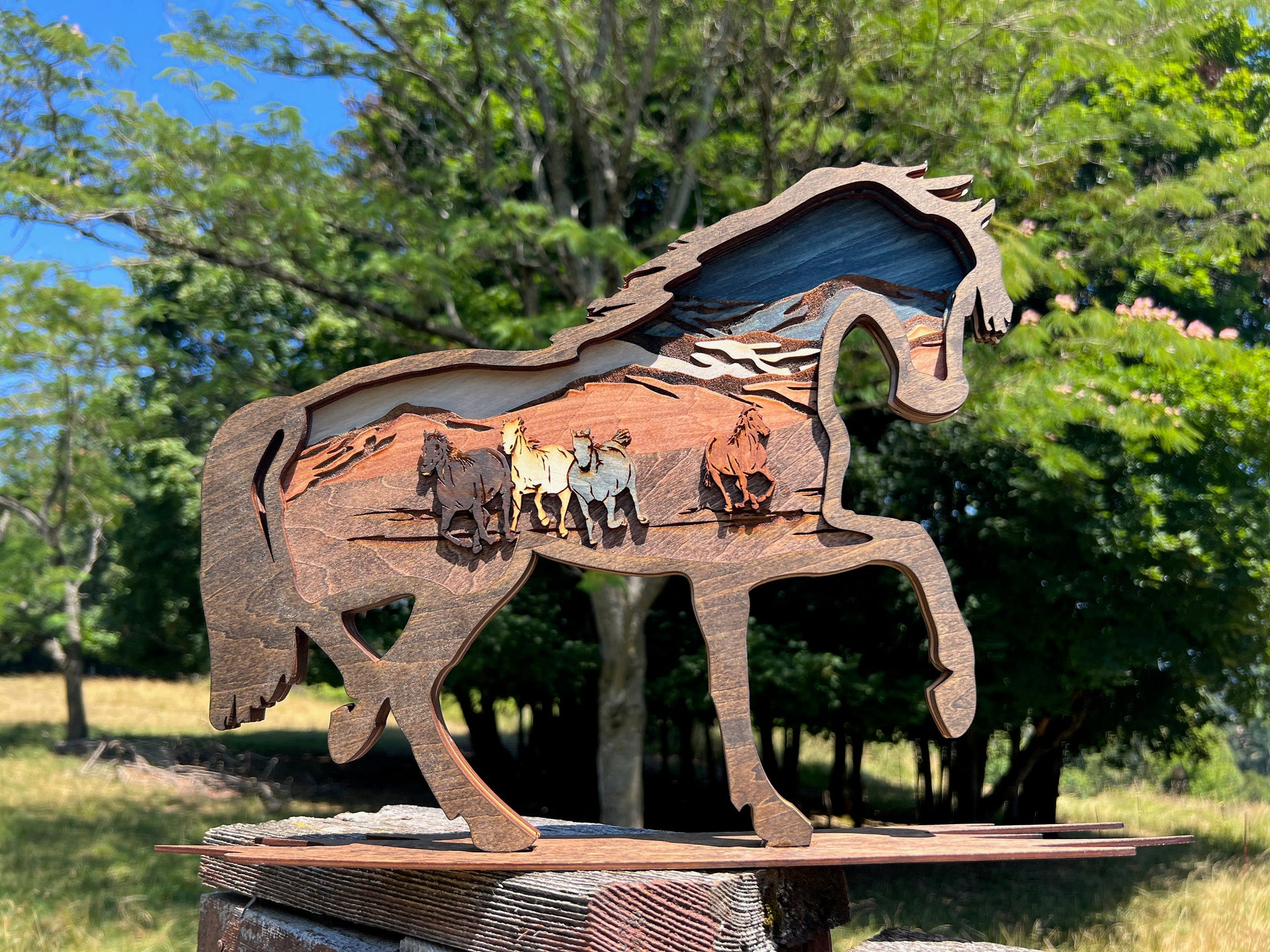 3D Layered Wood Horse Wall Art - Handcrafted Rustic Equestrian Decor - Unique Gift for Horse Lovers