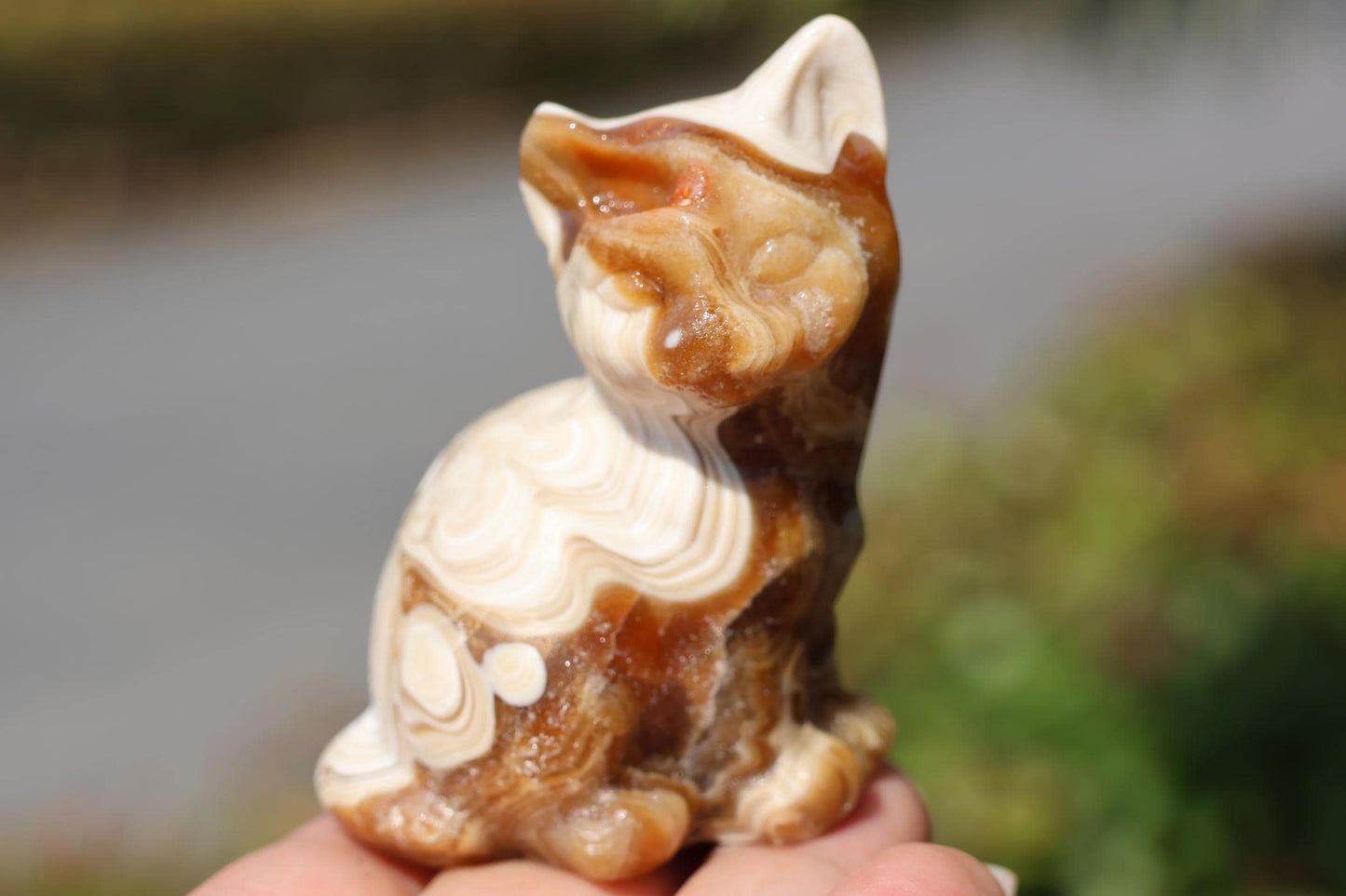 2.4'' Natural Hand Carved Calcite Cat，Crystal Cat，Cat Figurine，Crystal Decor，Quartz Crystal，Halloween Gift，Crystal Ornament，Reiki Healing